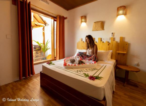 Island Holiday Lodge